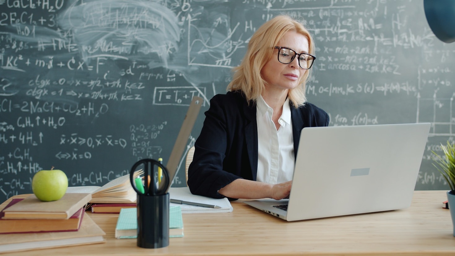 Balancing Academic Rigor With Creative Projects